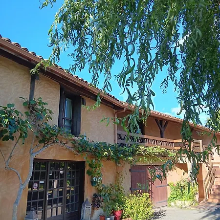 Gite Le Moulin Du Comte Bourrouillan Exterior photo